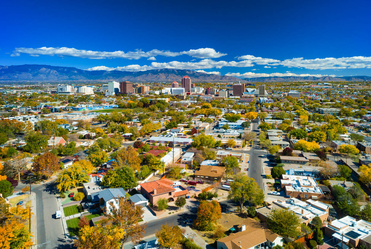 New Mexico Honeymoon - 13 Best Resorts & Travel Guide