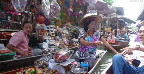 5. Damnoen Saduak Floating Market – Ratchaburi