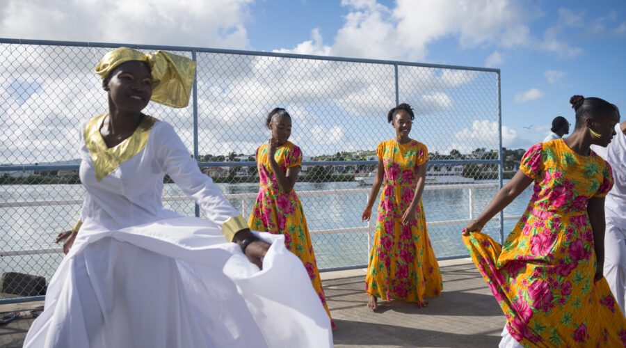 About Honeymooning in Antigua and Barbuda