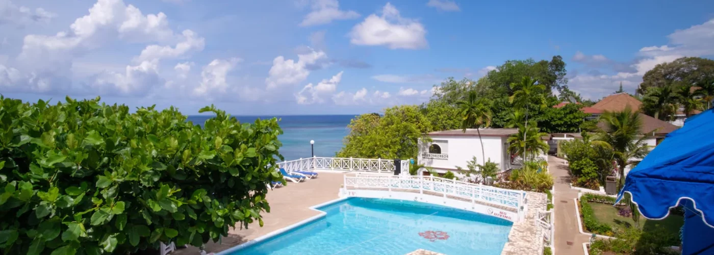 Hibiscus Lodge Hotel
