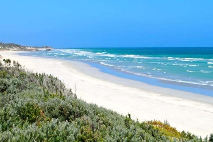 Australia clothing optional resort
