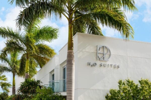 H2O Suites Hotel