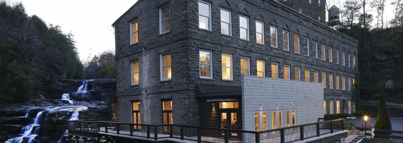 Ledges Hotel