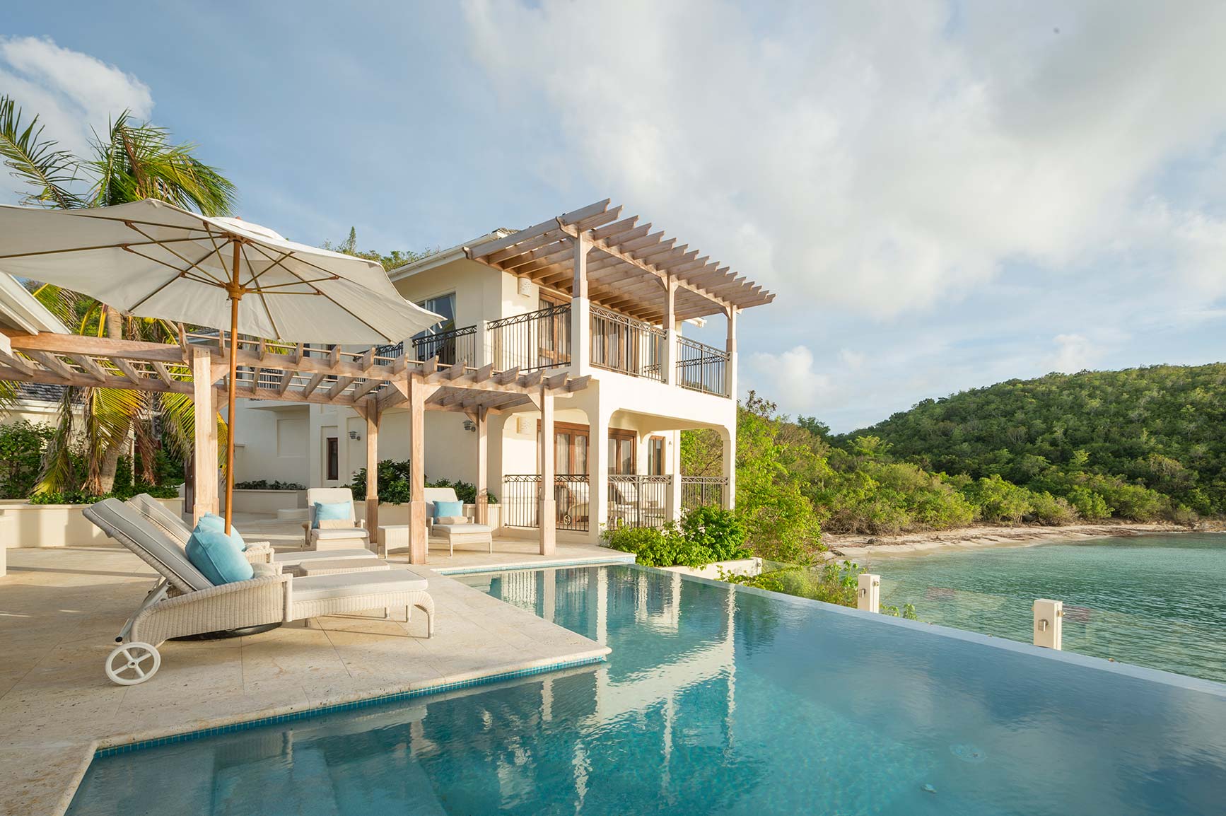 Antigua honeymoon resorts