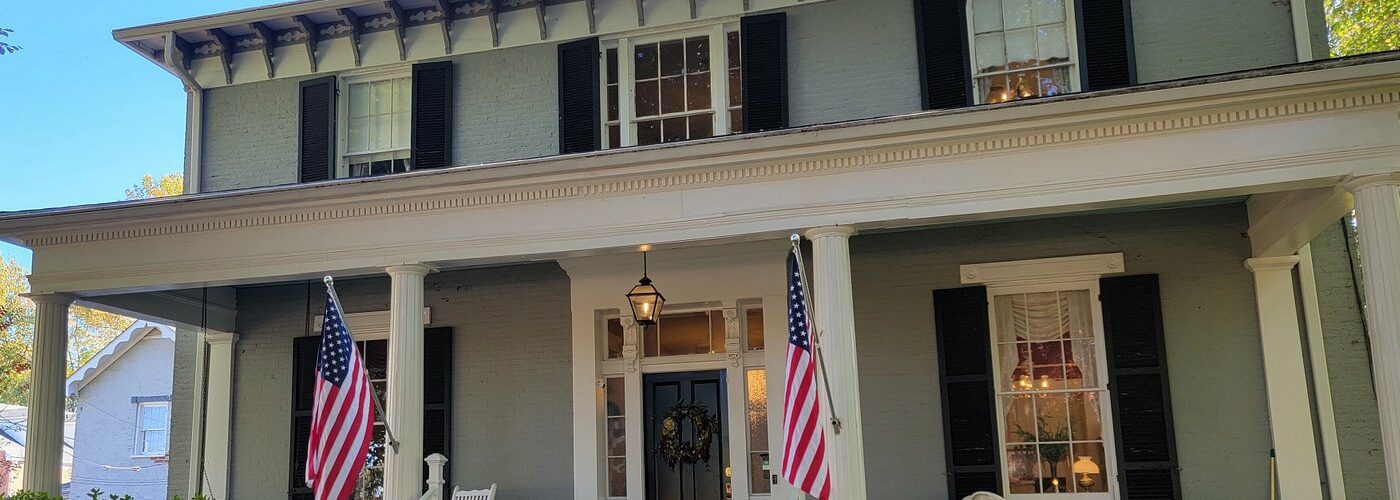 Carriage Inn Bed and Breakfast