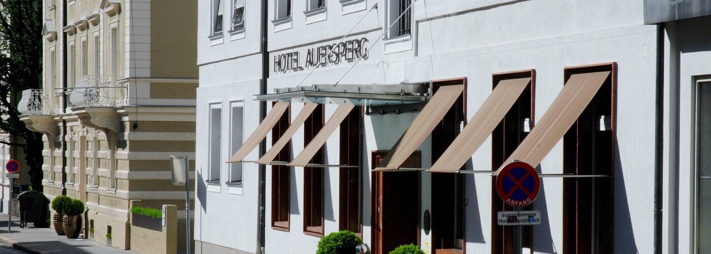 Hotel & Villa Auersperg
