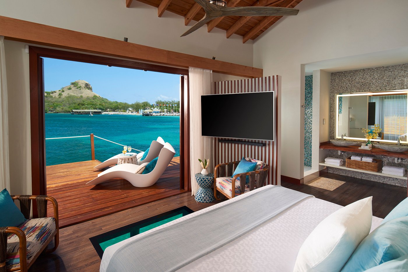 overwater bungalows in the USA