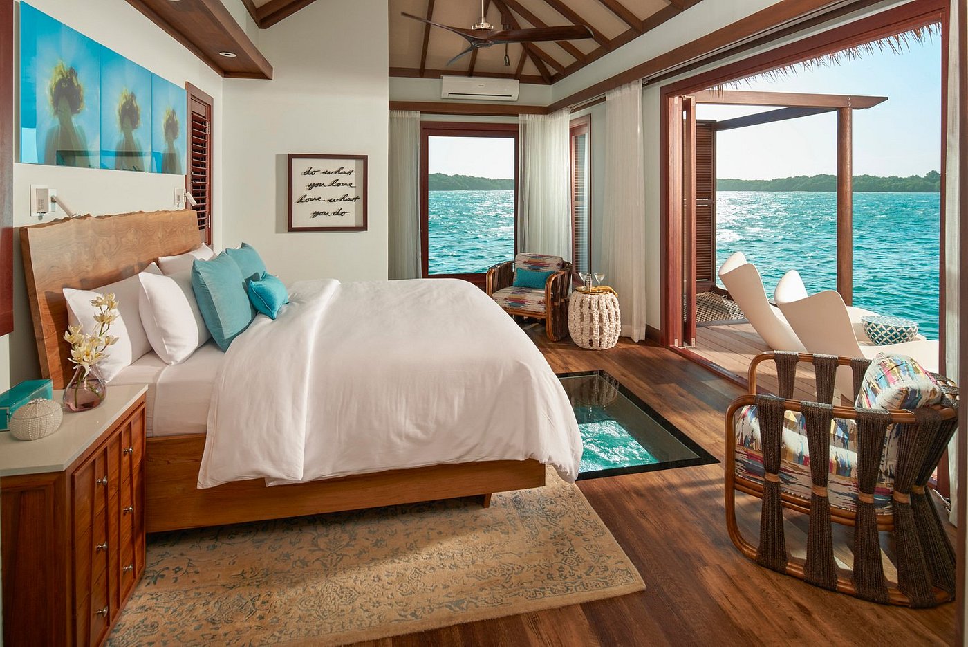 overwater bungalows in the USA