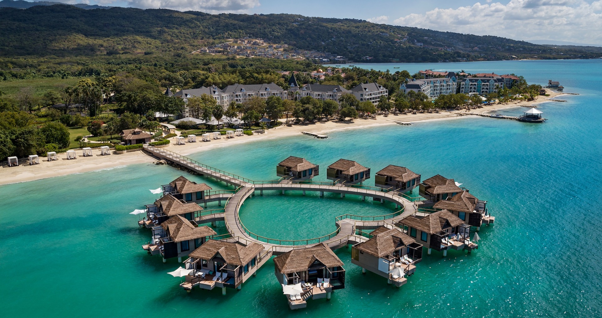 Sandals 777 deals