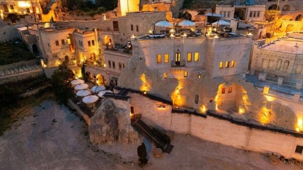 Tafoni Houses Cave Hotel