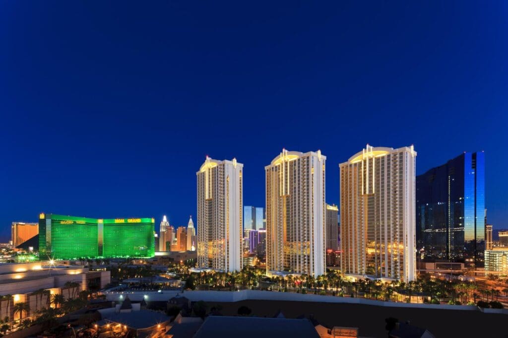 The Signature at MGM Grand – All Suites