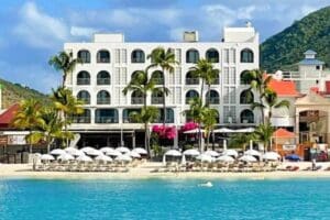 Holland House Beach Hotel