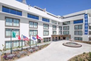 Hampton Inn & Suites by Hilton Los Cabos