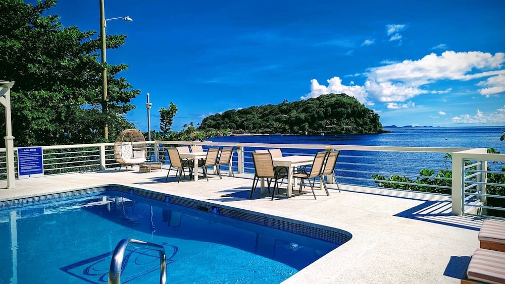Beachcombers Hotel